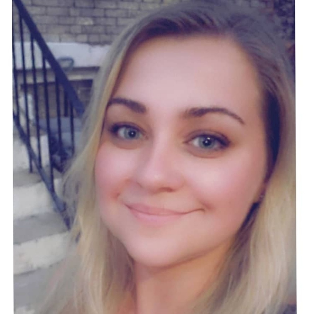 Meet your Posher, Gabriela